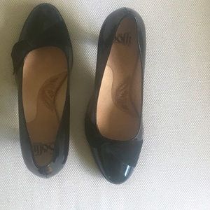 Beautifully crafted womens pumps